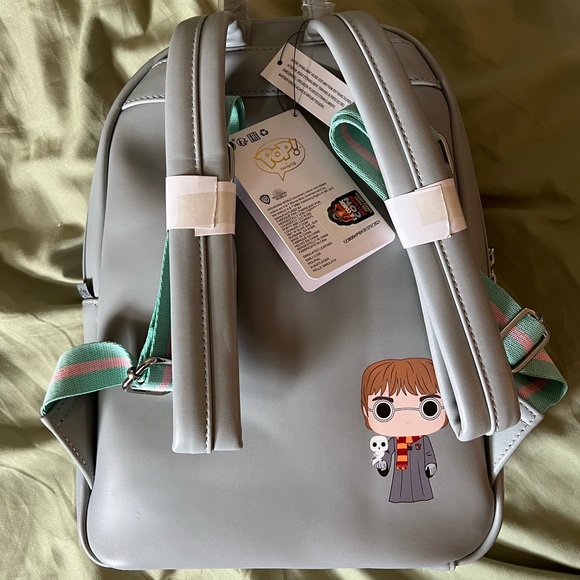 EXCLUSIVE LOUNGEFLY - Picture 2 of 2